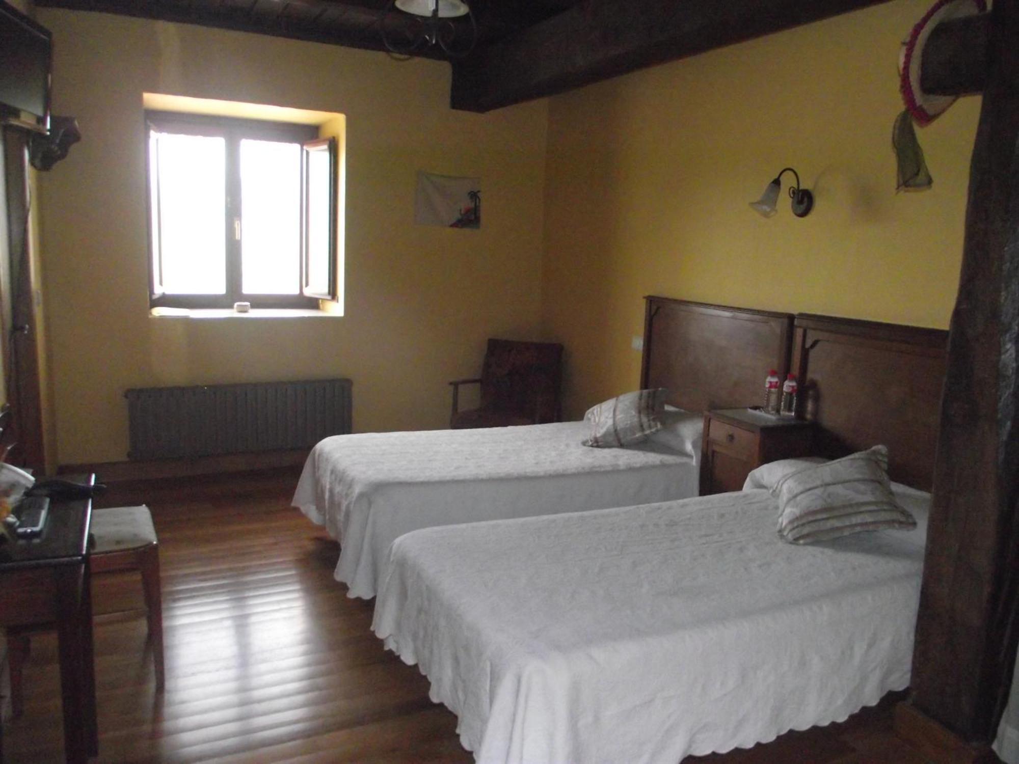 Bentazar Country house